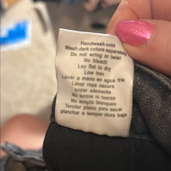 Women’s Judy Blue black slightly distressed skinny fit capri jeans Size 14W - Picture 10 of 12